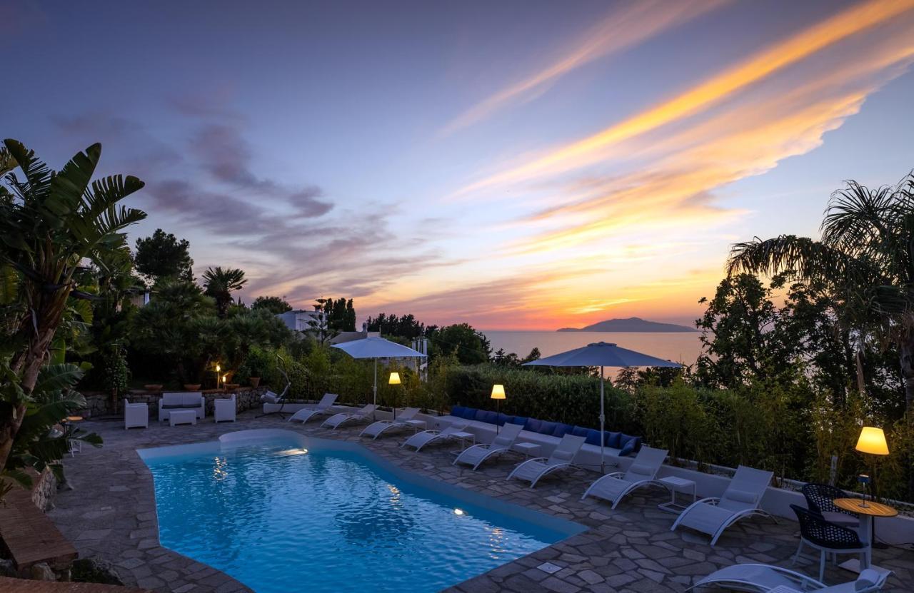 Maison d'hôtes Capri Blue Luxury Le Tre Monelle